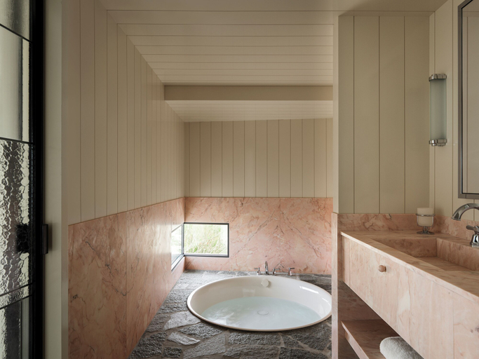 Bathroom 5, Cap d' Antibes Beach Hotel, Alpes-Maritimes