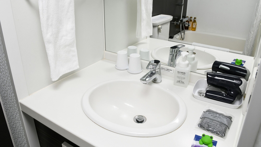 Bathroom 5, Vessel Inn Hakata Nakasu, Fukuoka