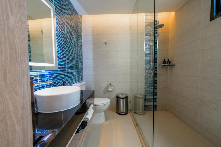 Bathroom 5, Tara Bangkok  Riverside, Wellness Retreat, Dusit