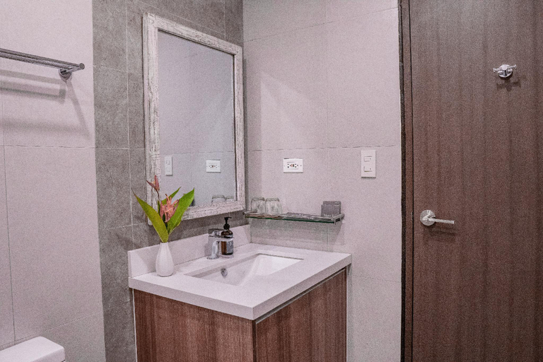 Bathroom 4