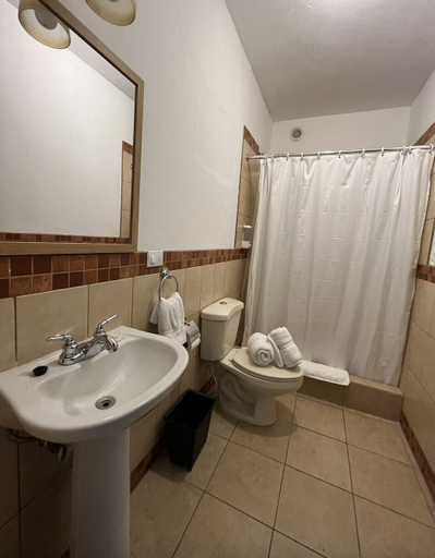 Bathroom 4, Nico Hotel, Antigua Guatemala