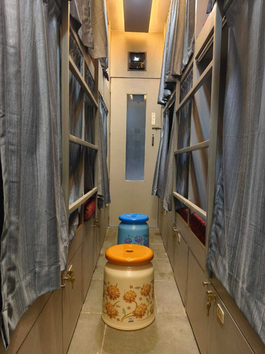 Others 4, Rest Inn Hostel Dormitory, Mumbai Suburban