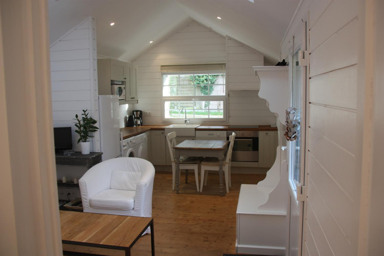 Others, Maison Kador, Finistère