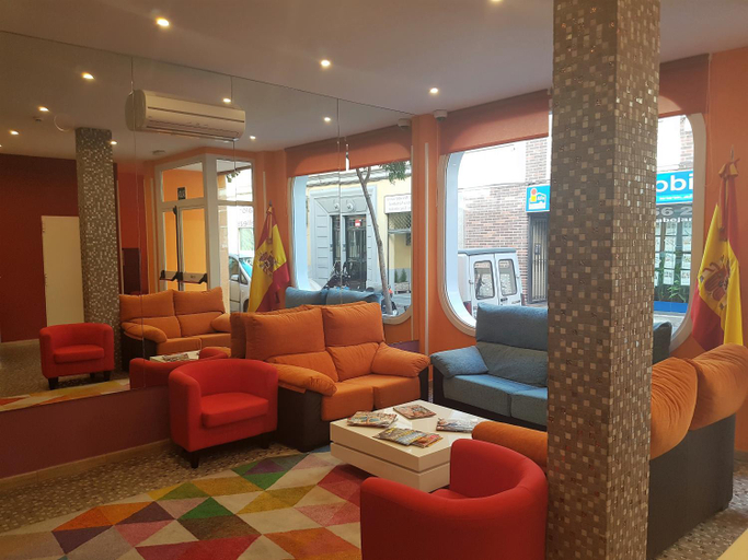 Public Area 2, Avenida De America Tijcal, Madrid