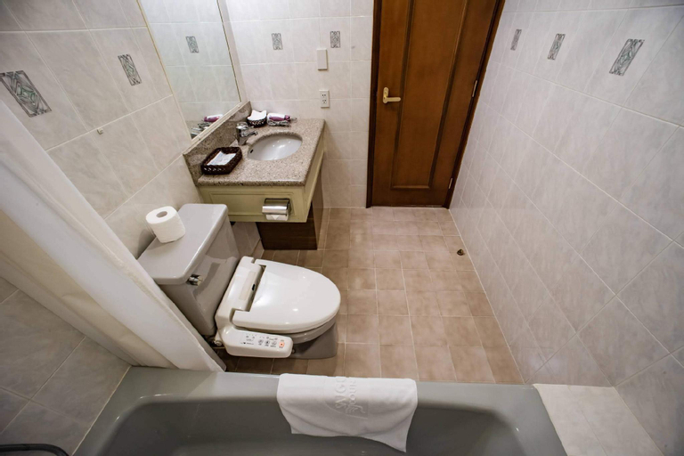 Bathroom 5