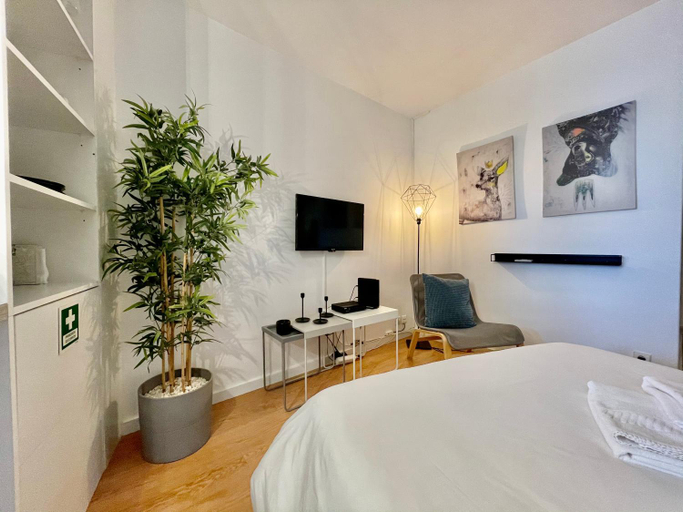 Bedroom 2, Apartments Historic Center • Collection by Perpetual Relax, Braga