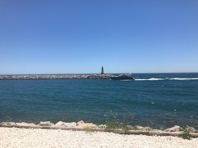 Others 5, Beautiful beachside duplex apartment with amazing sea views, Málaga