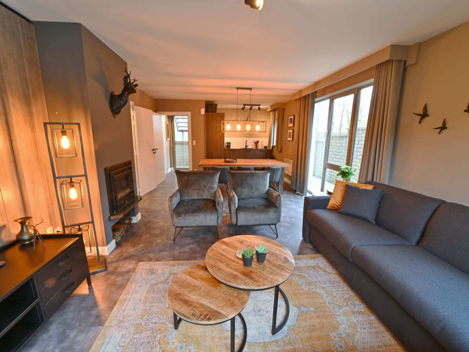 Others 5, Apartment in Durbuy in a Wooded Holiday Park, Luxembourg
