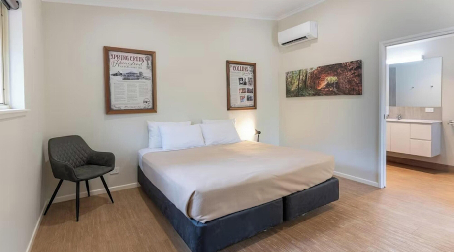 Bedroom 3, Discovery Resorts - Undara, Etheridge