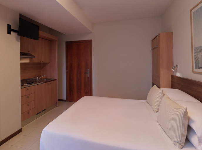 Bedroom 2, Serena Majestic Residence, Pescara