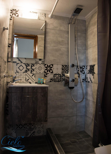 Bathroom 3, Cielo Apartments, Attica