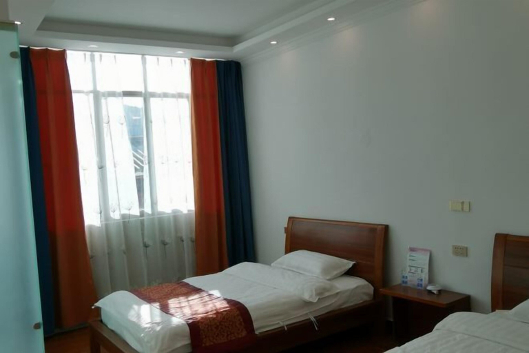Bedroom 3, Chengjiang Haiyan Hotel, Yuxi