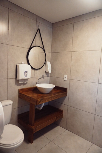 Bathroom 2, Graffi Beach Houses, Florianopolis