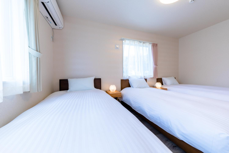 Bedroom 2, Bon Moment Building B-Sakurakan, Fujikawaguchiko