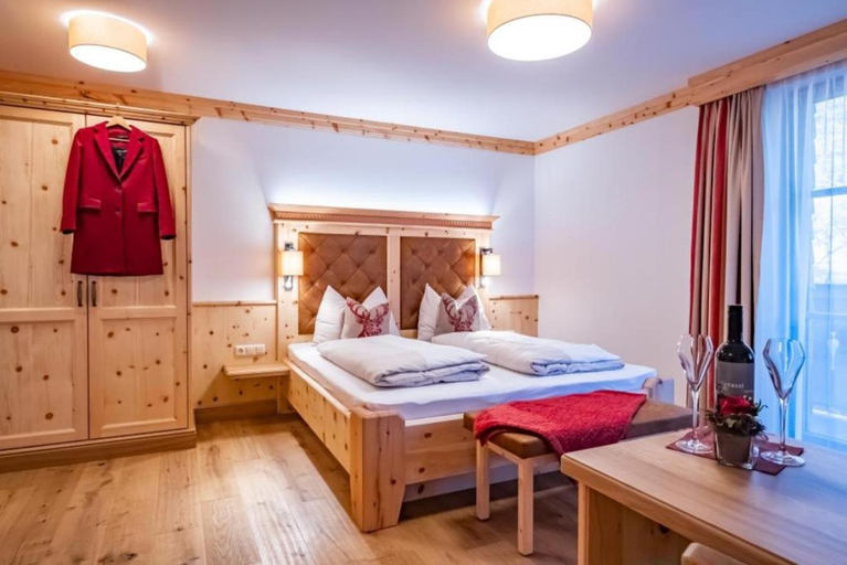 Bedroom 2, Landhaus Leopoldhof, Salzburg Umgebung