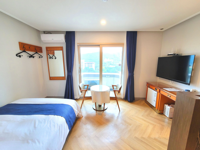 Bedroom 3, Hotel Amaranth, Sokcho