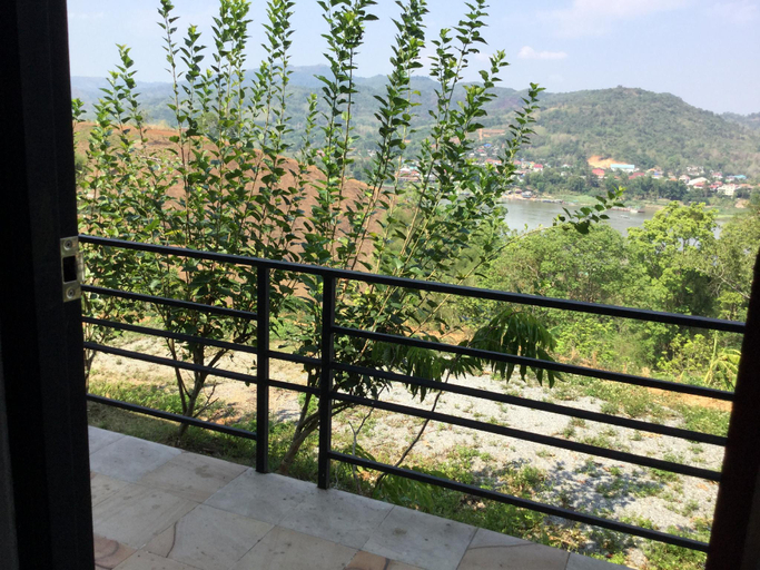 Scenery 2