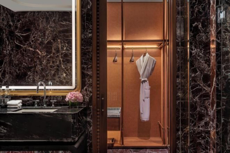 Bathroom 20
