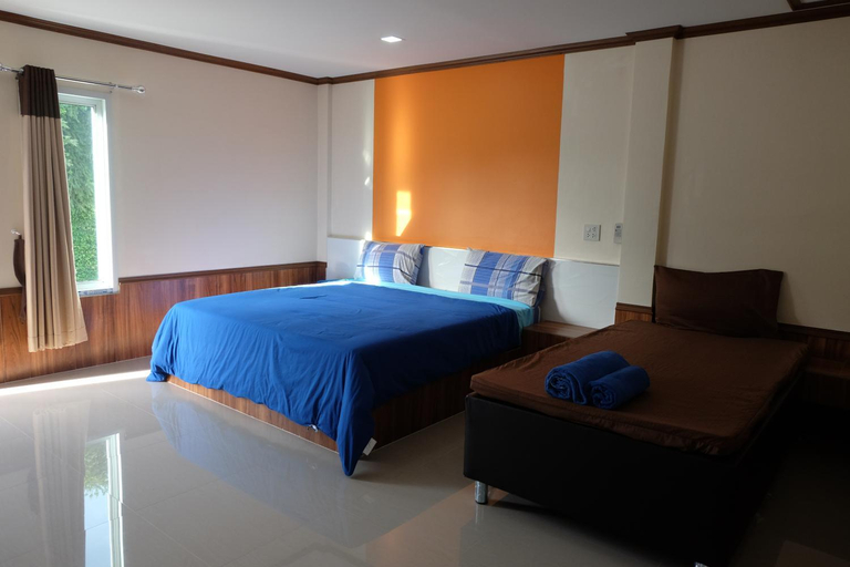 Others 2, TJ Garden & Resort, Dan Chang