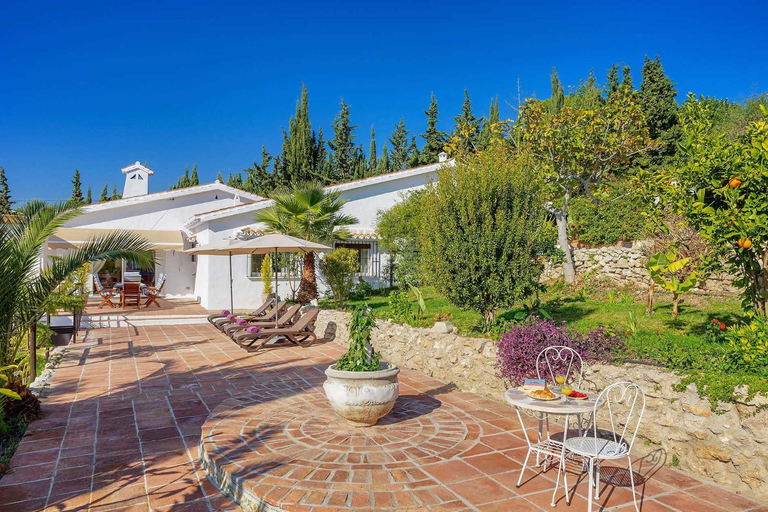 Others 5, Private Heated Pool, Jacuzzi & 1225m2 garden in Villa Cipreses, Málaga