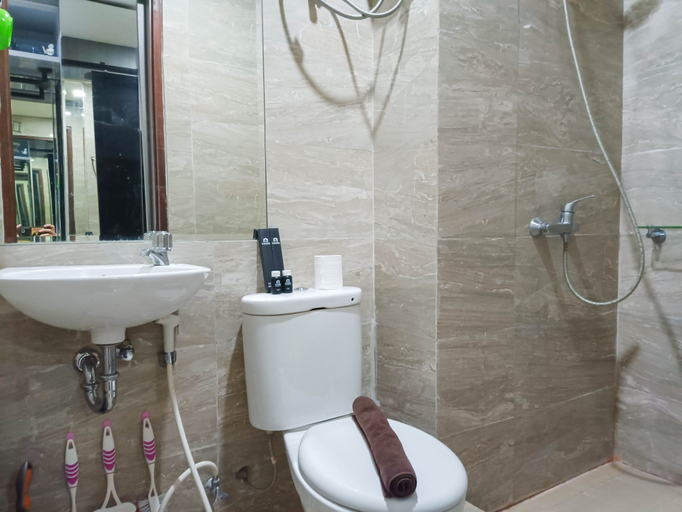 Others 1, Relaxing Studio At Vida View Makassar Apartment, Makassar