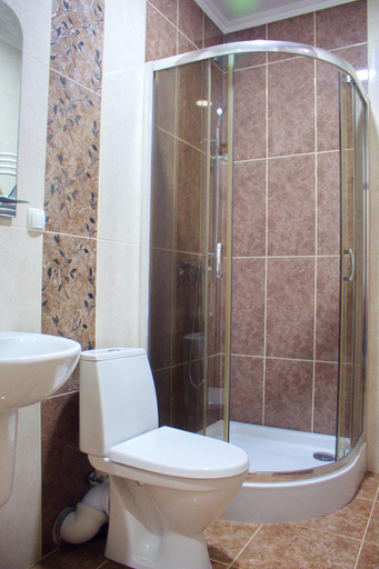 Bathroom 3, Smotrytska Vezha, Kamianets'-Podil's'ka