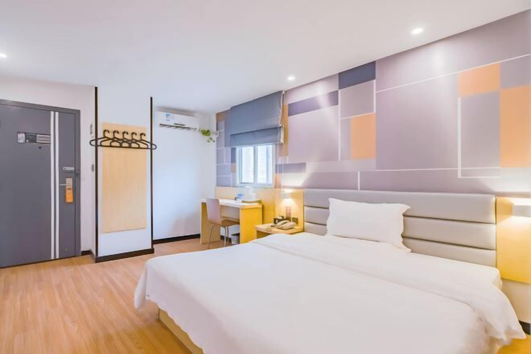 Bedroom 2, 7Days Inn Hotel (Huizhou Zhongkai Chenjiang Avenue), Huizhou