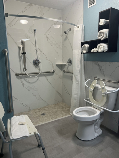 Bathroom 3, American Inn - Pontotoc, Pontotoc