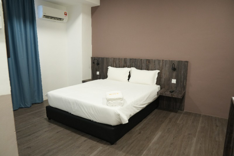 Roxy Hotel Sri Aman Room Type - Standard Queen (Block A)