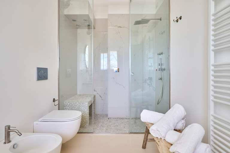 Bathroom 2, Agriturismo Borgonuovo, Rimini