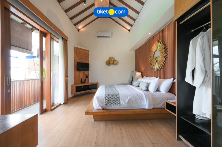 Bedroom 8