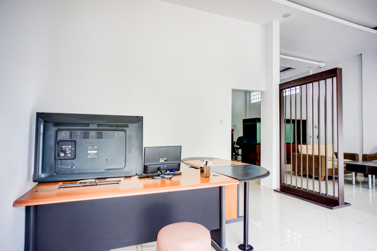 Others 5, Capital O 94170 Almasarra Residence, Medan