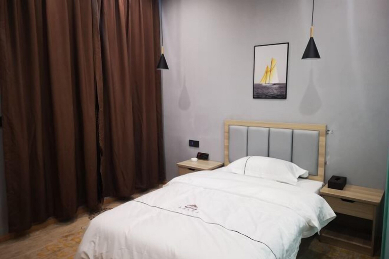 Bedroom 1, Guanling Taiyuan Hotel, Anshun