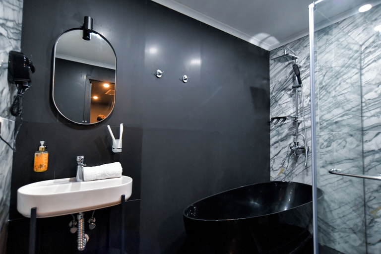 Bathroom 4, West Inn Georgia in Kutaisi, Kutaisi