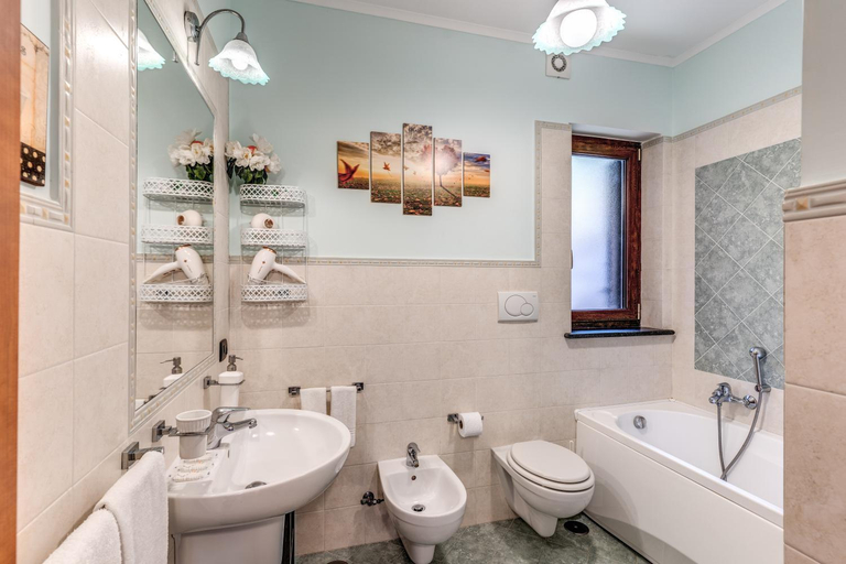 Bathroom 4, VILLA CARUSO PRIVATE HEATED POOL & SEA VIEW, Napoli