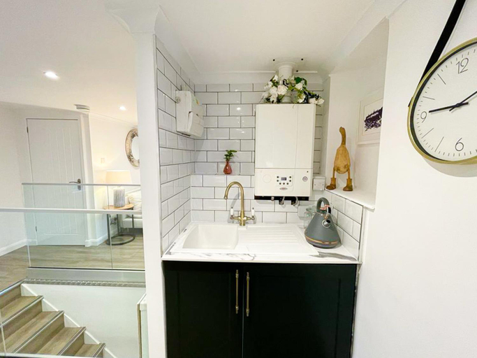 Others 3, Stunning Loft Apartment South Queensferry High St Bridge Views!, Edinburgh