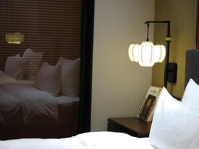 Bedroom 16