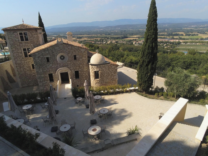 Exterior & Views 2, Domaine Jourdan, Bouches-du-Rhône