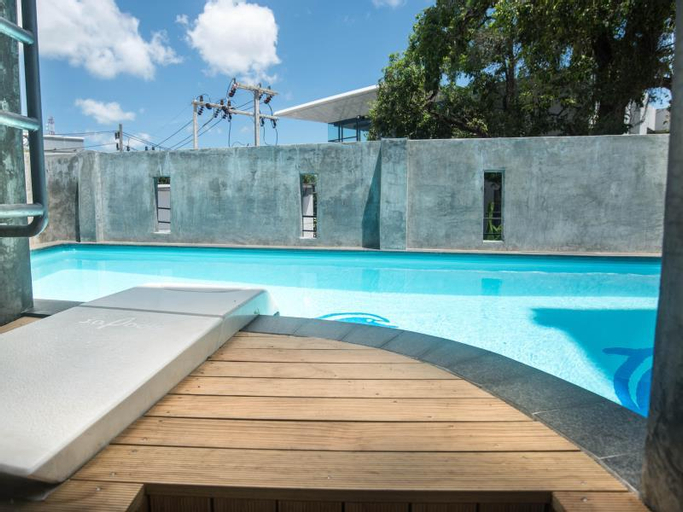 Swimming Pool 3