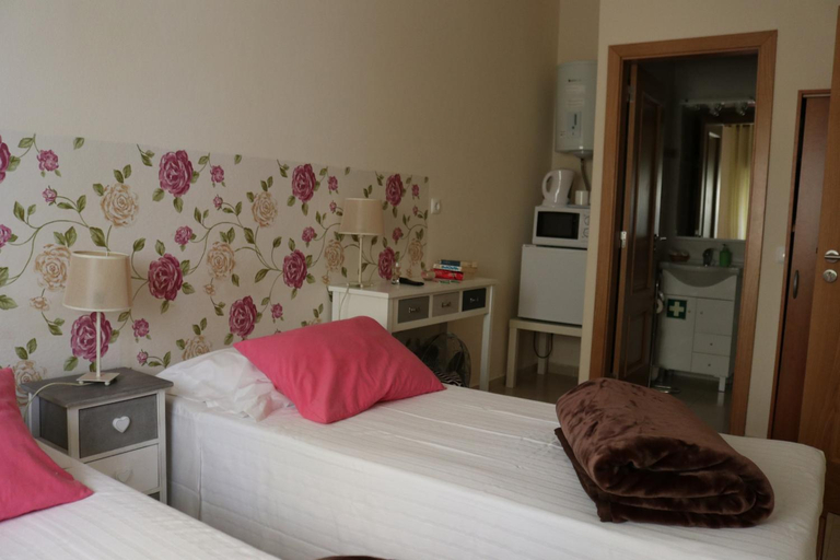 Others 2, Quarto, Portimão