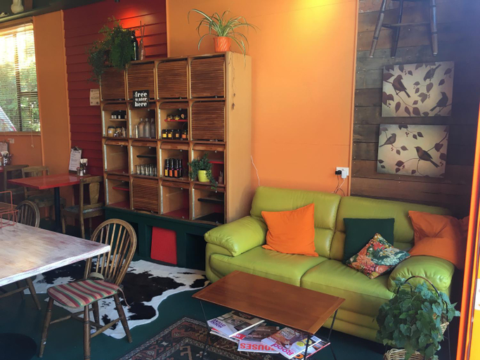 Food & Drinks, The Lazy Cow Accommodation, Tasman