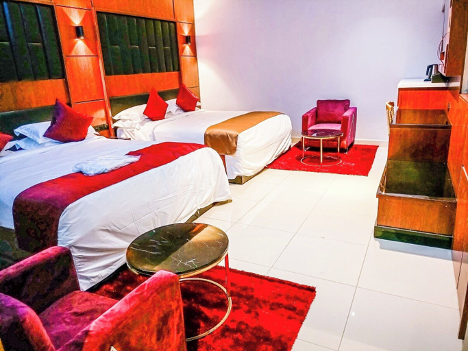 Bedroom, WEST-SWISS HOTEL, Oboma Ngwa