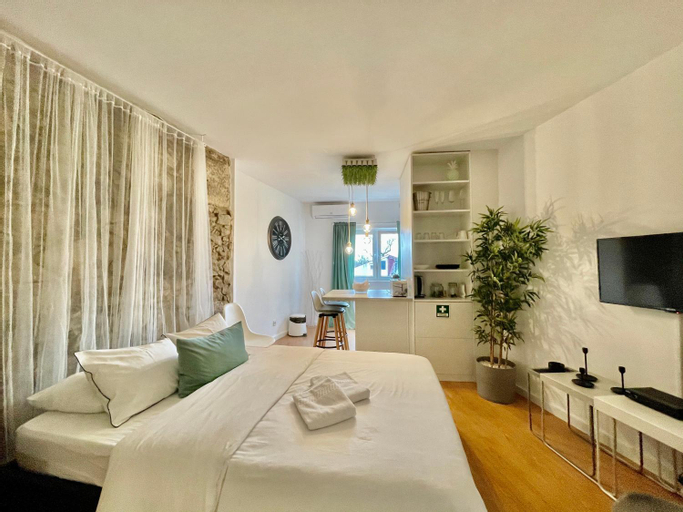 Bedroom 1, Apartments Historic Center • Collection by Perpetual Relax, Braga