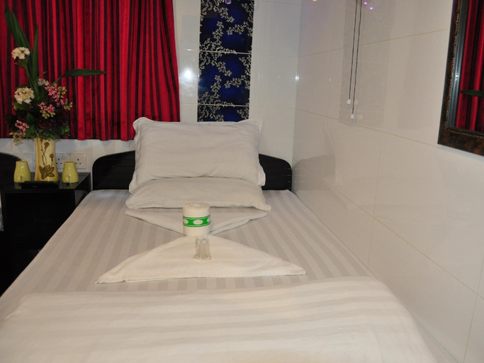 Bedroom 6