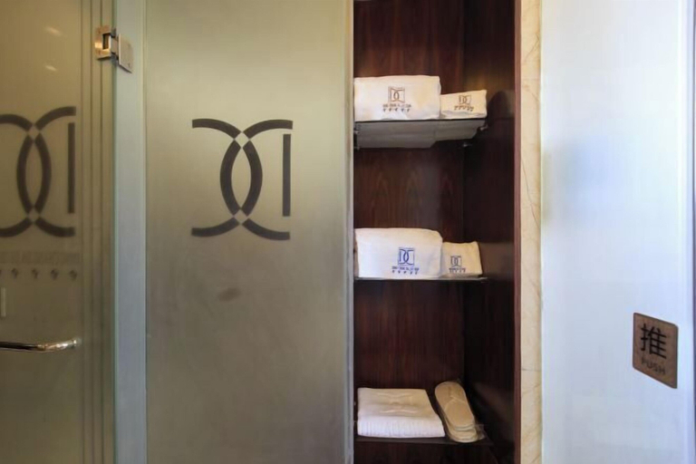 Others 5, Ding Chang Hotel, Laibin