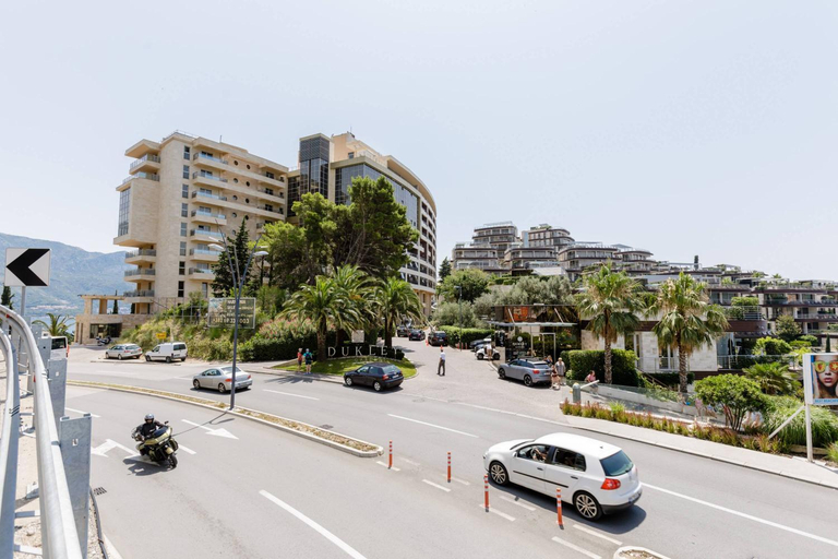 Others 2, Lux Apartments Harmonia