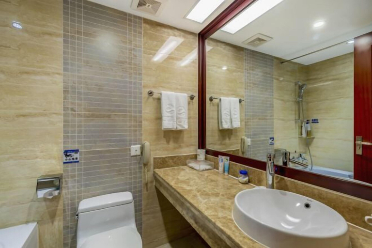 Bathroom 4, Shuanglong Hotel, Zhangjiakou