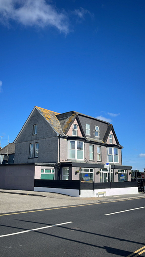 Exterior & Views 2, Elemental Surf Lodge, Cornwall