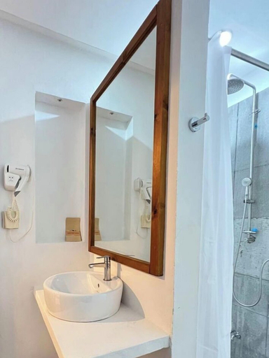 Bathroom 5, Bougan Villea Retreat, North Ari Atoll