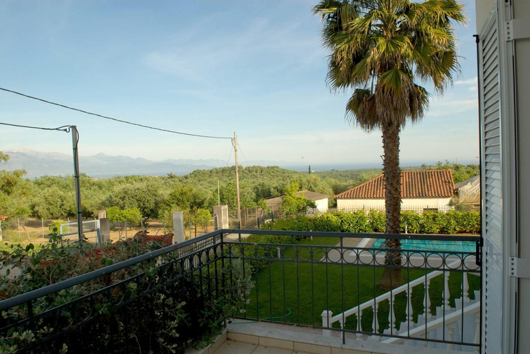 Others 2, Luxury villa with a swimming pool in Lefkochoara, Messinias, Peloponnese
